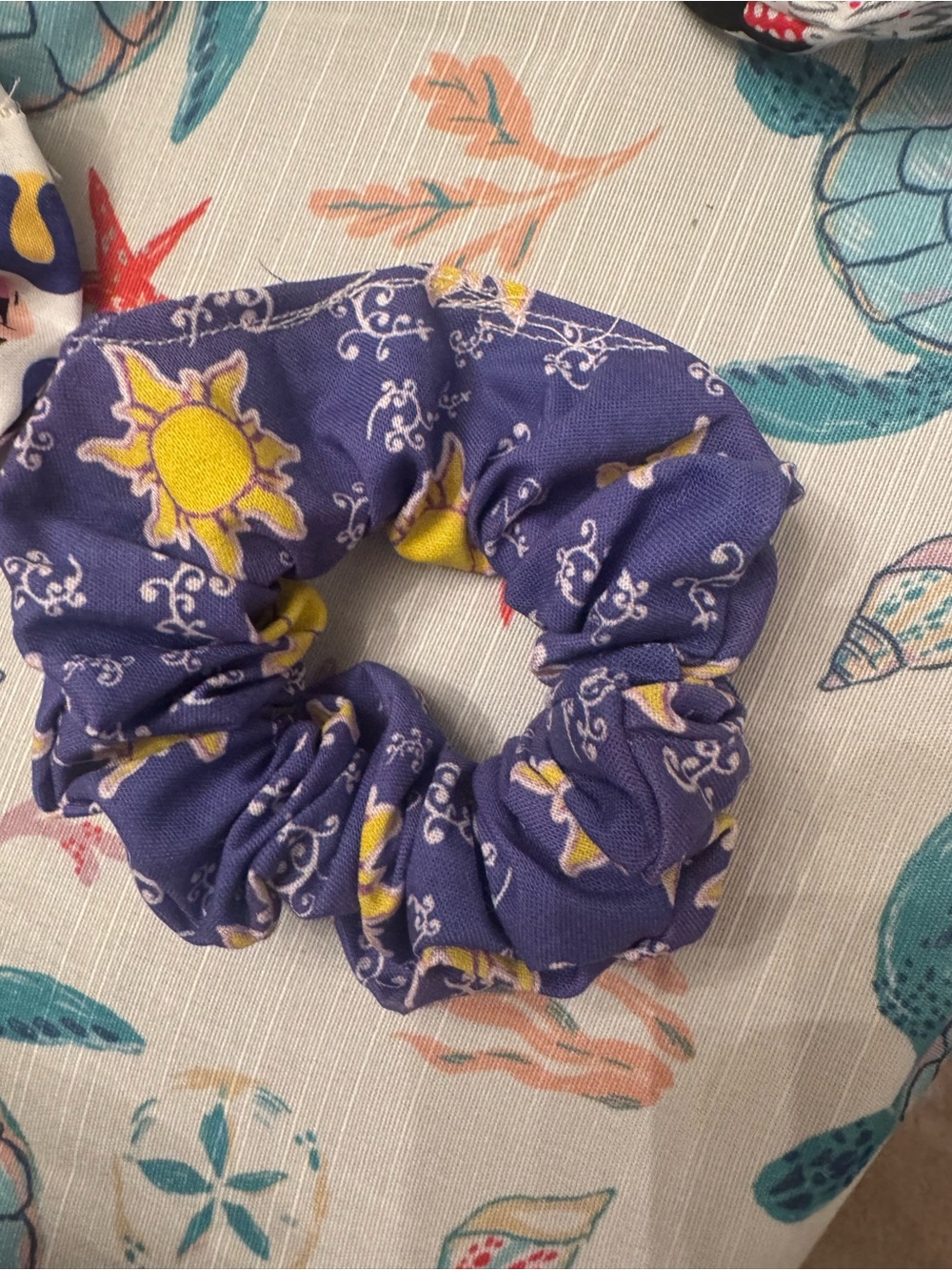 Tangled sun scrunchie